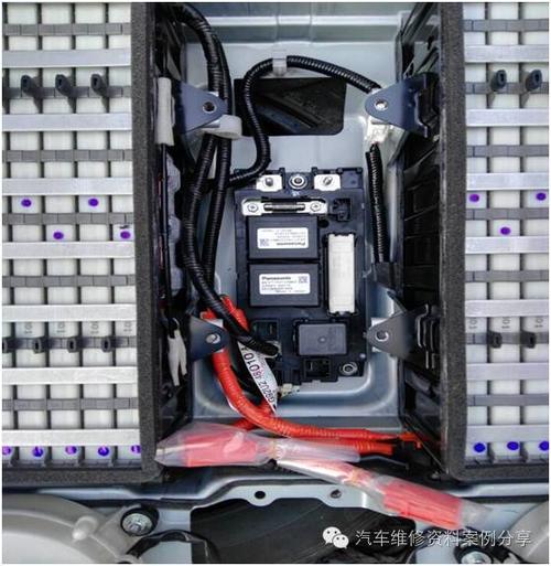混合动力雷克萨斯更换高压蓄电池维修实例
